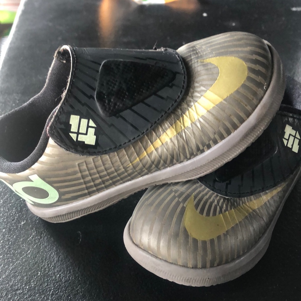 8c Nike KD shoes